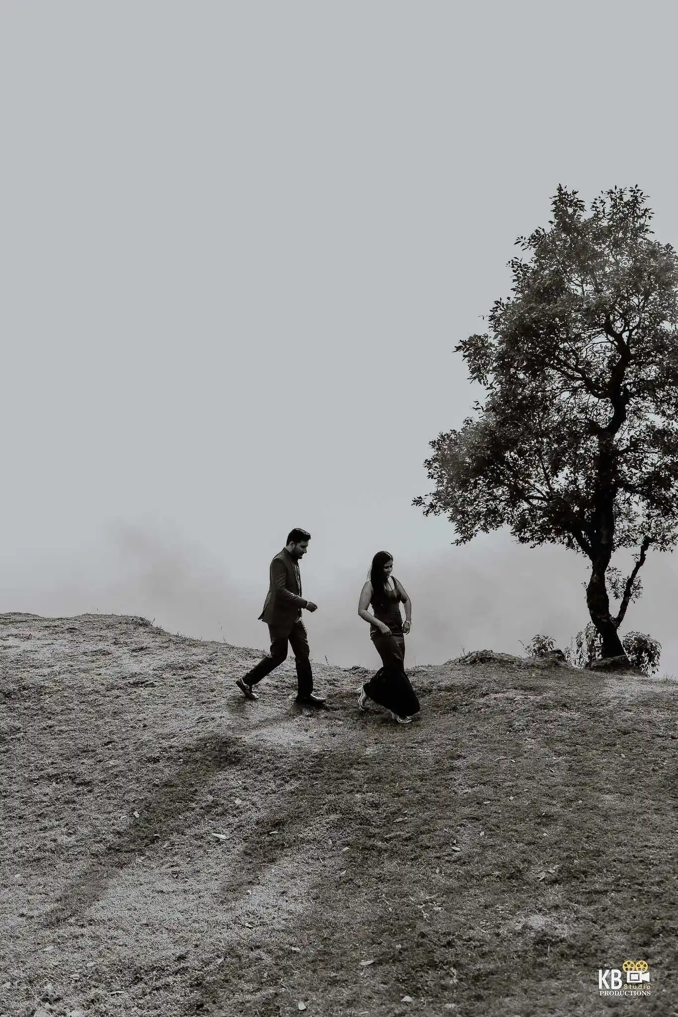 Romantic mountain hill pre wedding photoshoot by professional photographer
