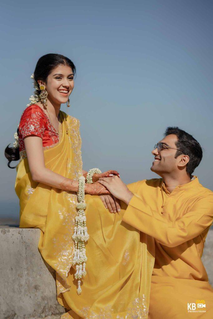 KB Studio Productions ki taraf se best Indian shaadi photography – candid bride groom ka photo, happy wedding moments